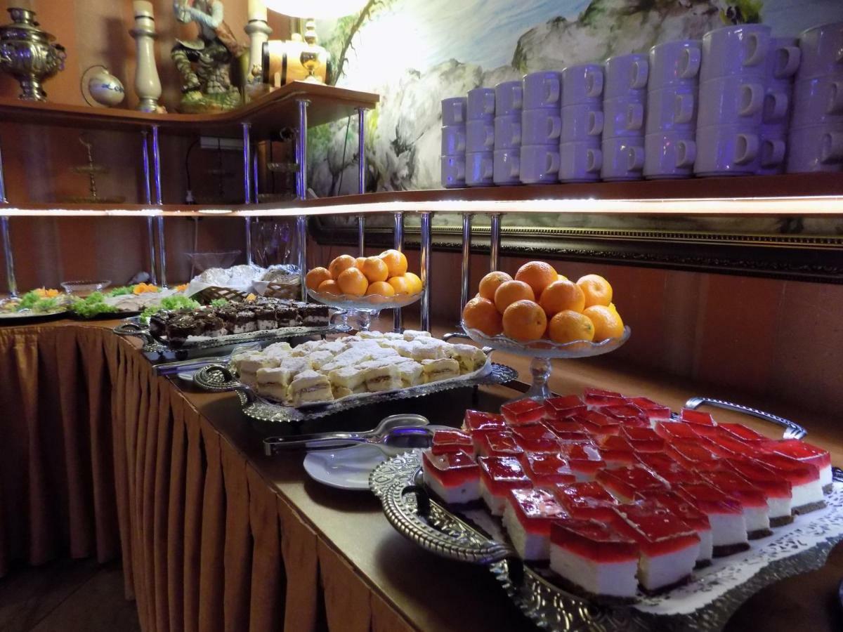 Angela Hotel Leba